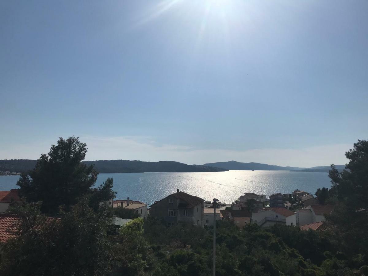 Apartments Filip Trogir Exteriör bild